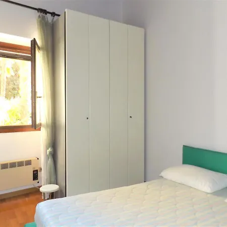 Le Due Torri Appartement *